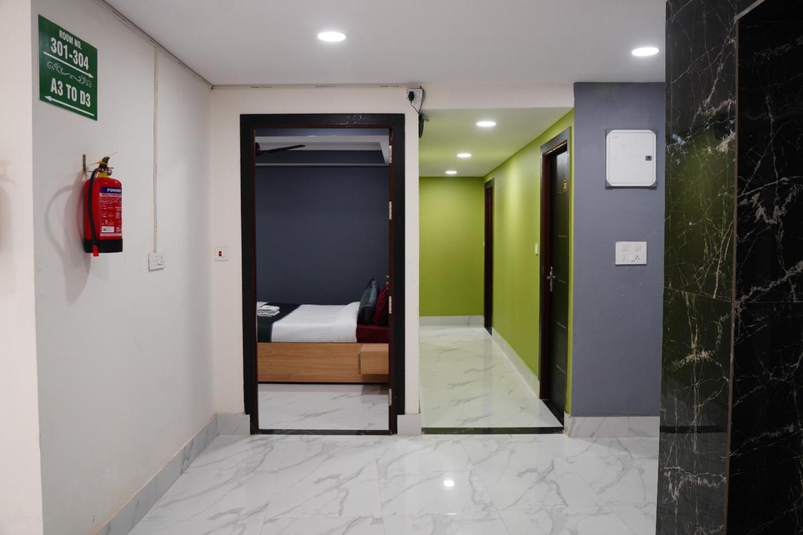 Hotel Aastha Height リシケーシュ エクステリア 写真